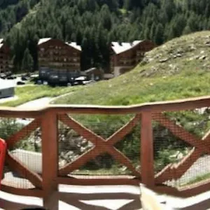 Allos, Pieds Des Pistes, A 10 Minutes De La Base De Loisirs Allos